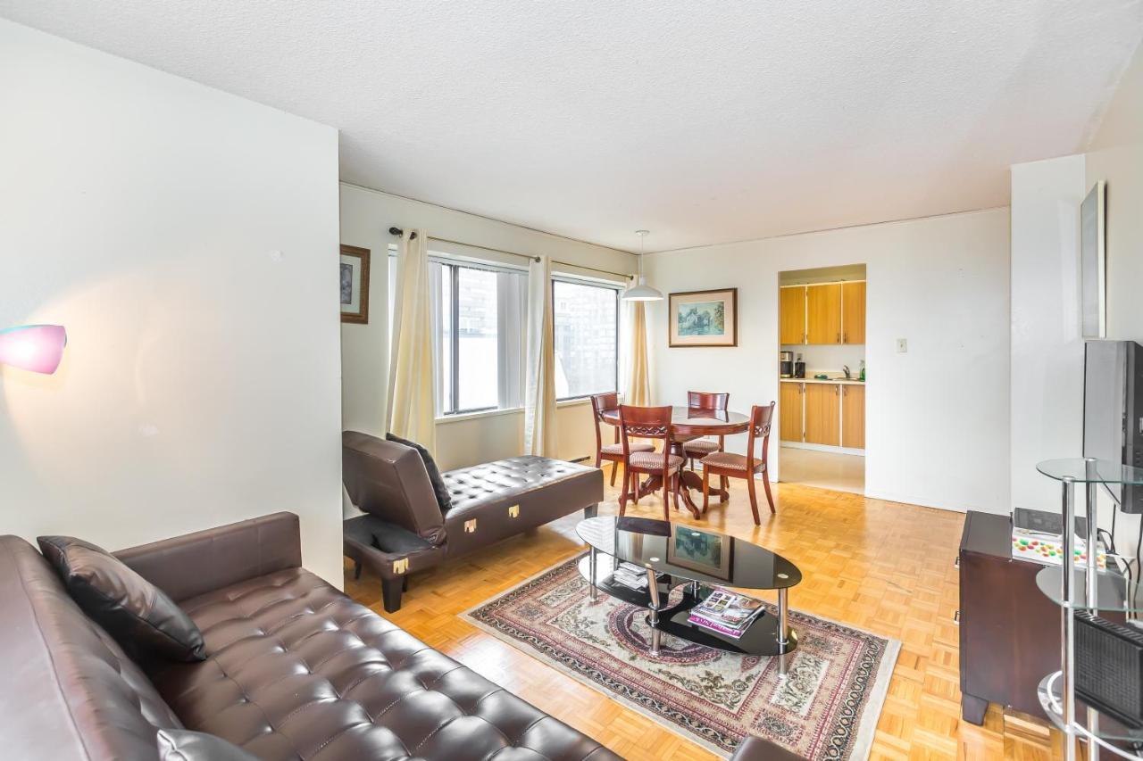 Apartmán Toronto Furnished Living-Gerard Exteriér fotografie