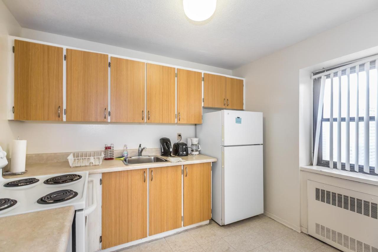 Apartmán Toronto Furnished Living-Gerard Exteriér fotografie