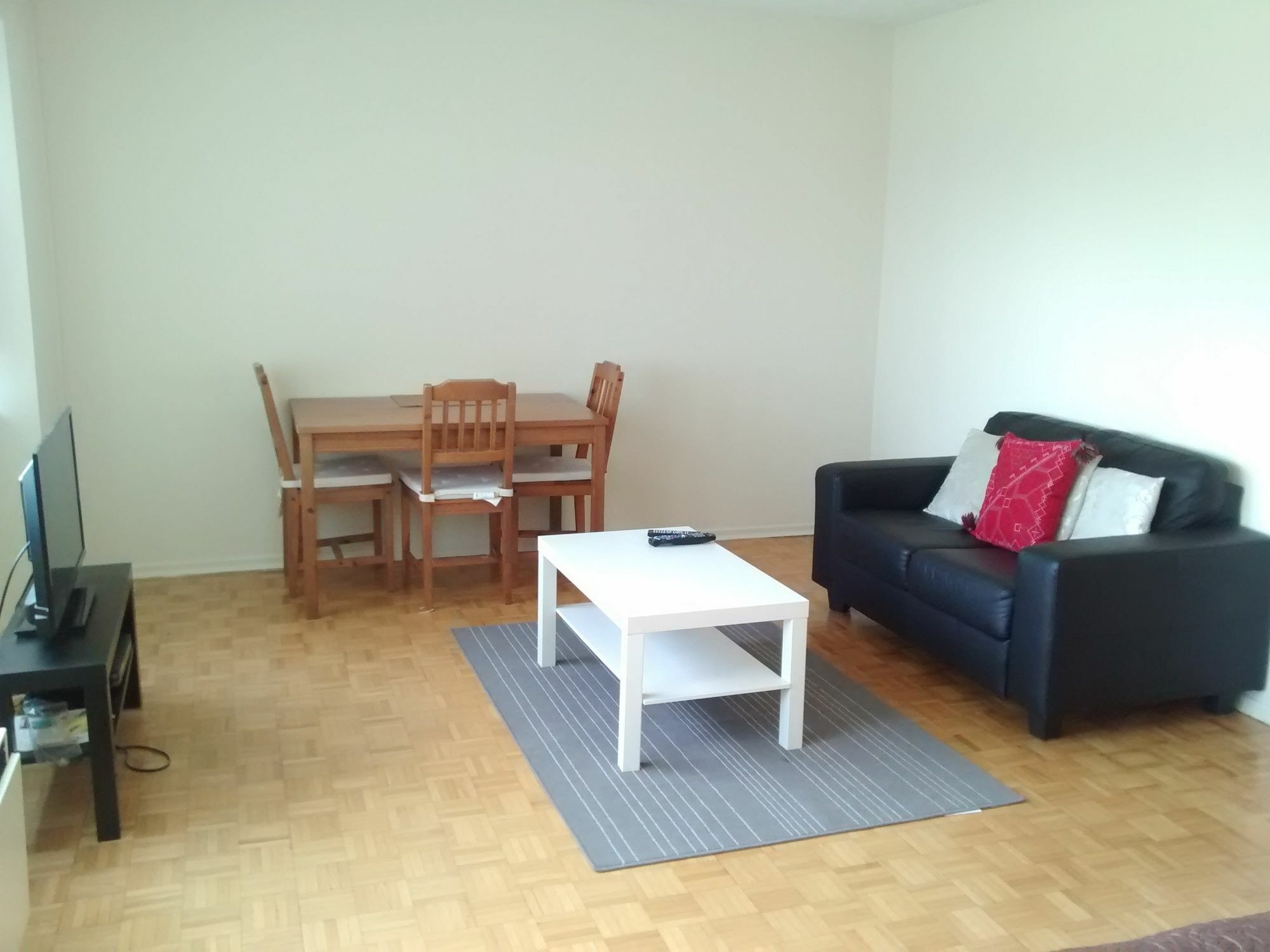 Apartmán Toronto Furnished Living-Gerard Exteriér fotografie